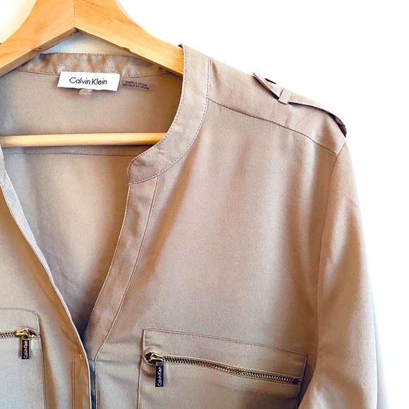 Calvin Klein Button Up Blouse w should tabs - Picture 1 of 8
